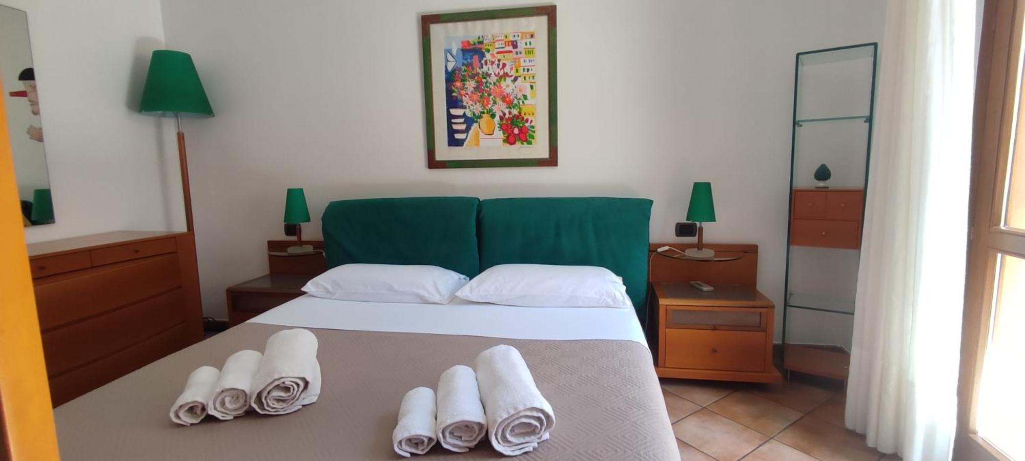 شقة Ruggero House تْشيفالو المظهر الخارجي الصورة